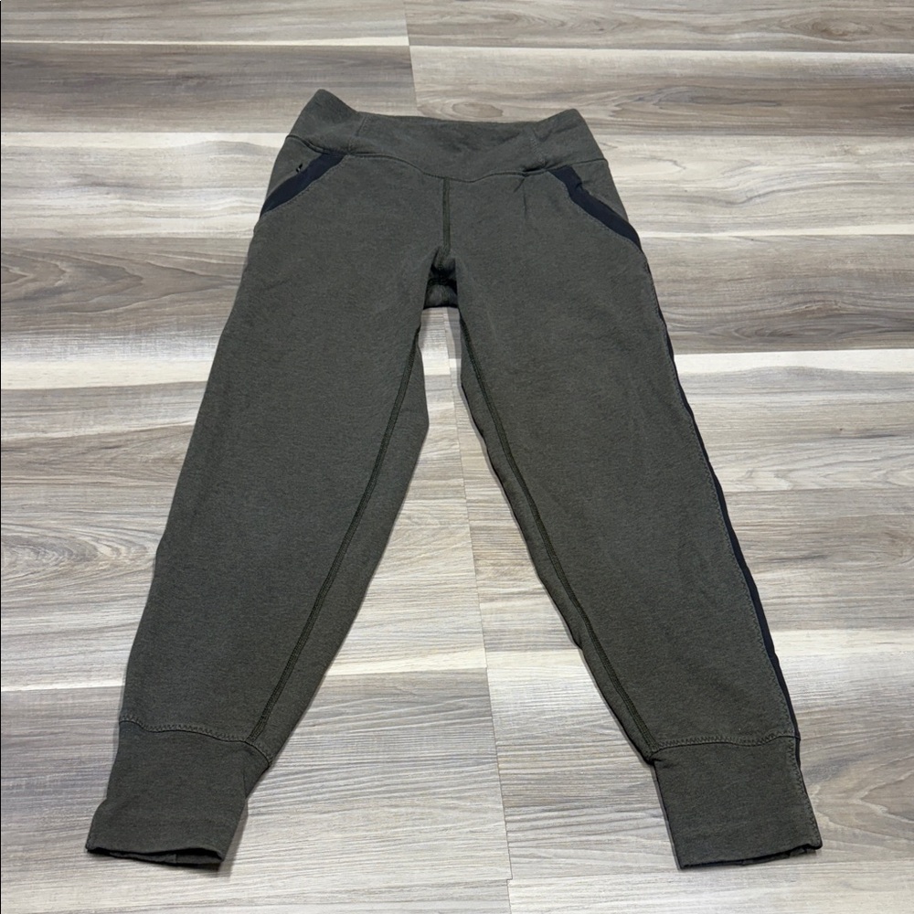Lululemon Olive Green Joggers size 4
